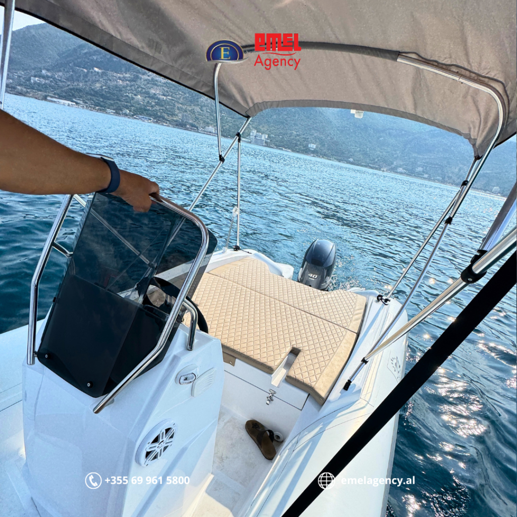 daily boat rental Vlora