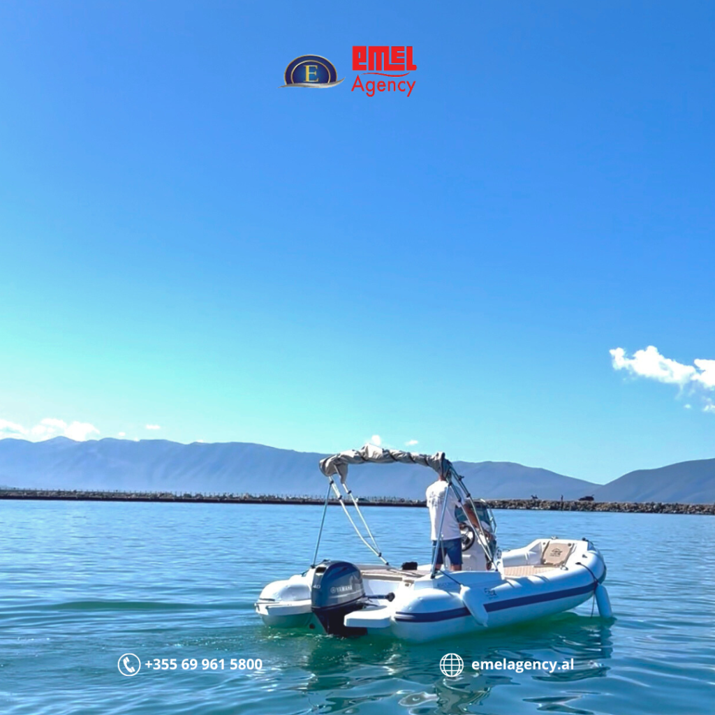 gomone pa leje drejtimi në Vlorë