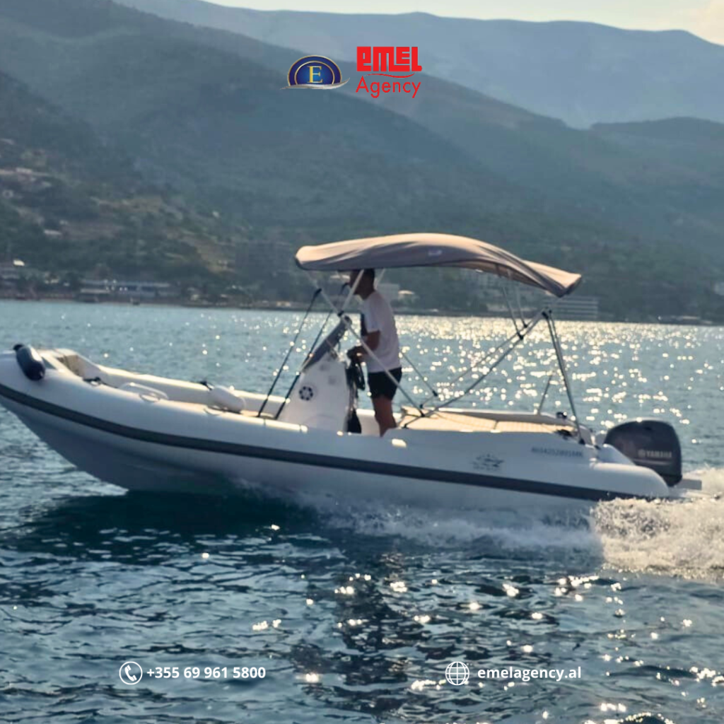 Scoprire Valona dal mare