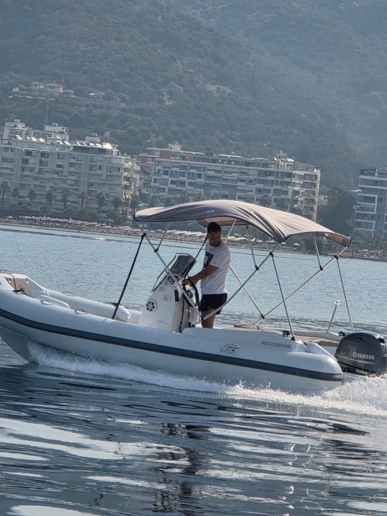 Rent a Boat in Vlora